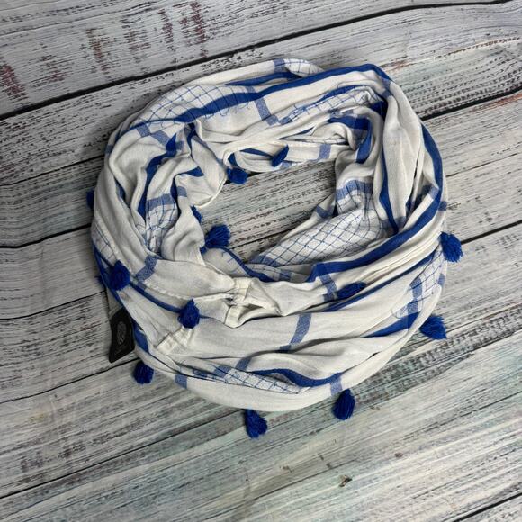 Vince Camuto Blue Plaid Infinity Scarf with Fringe - Picture 4 of 4